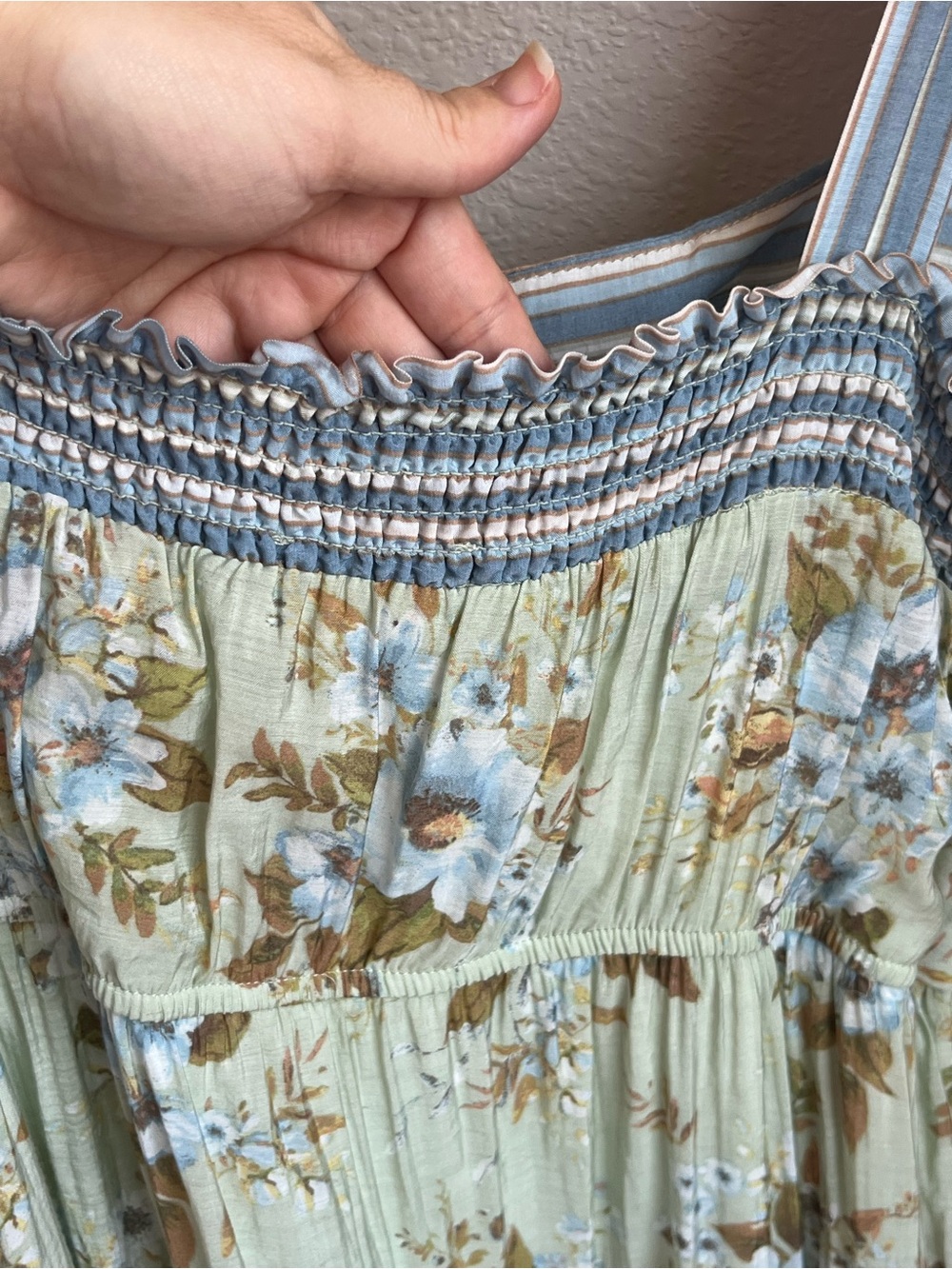Sweet Wanderer Floral Tie Strap Tiered Maxi Dress Size Large - Picture 8 of 13